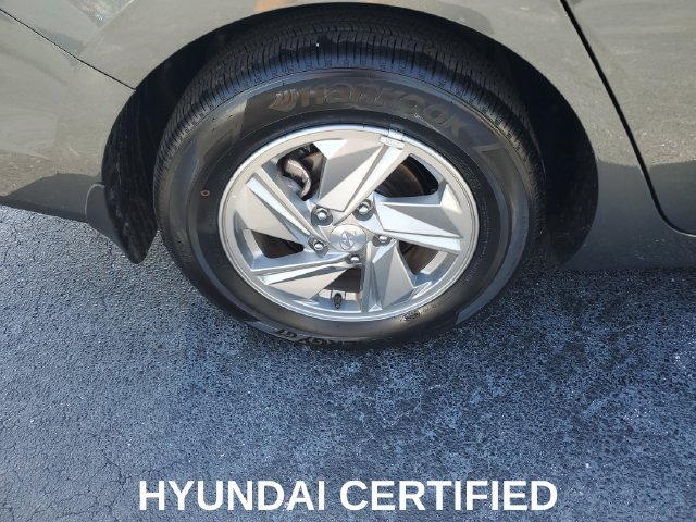Certified 2026 Hyundai Elantra SE FWD image 27