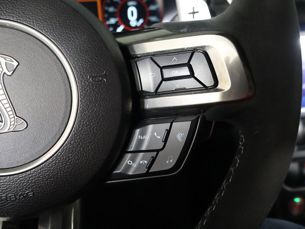Used 2021 Ford Mustang Shelby GT500 w/ Technology Package RWD image 34
