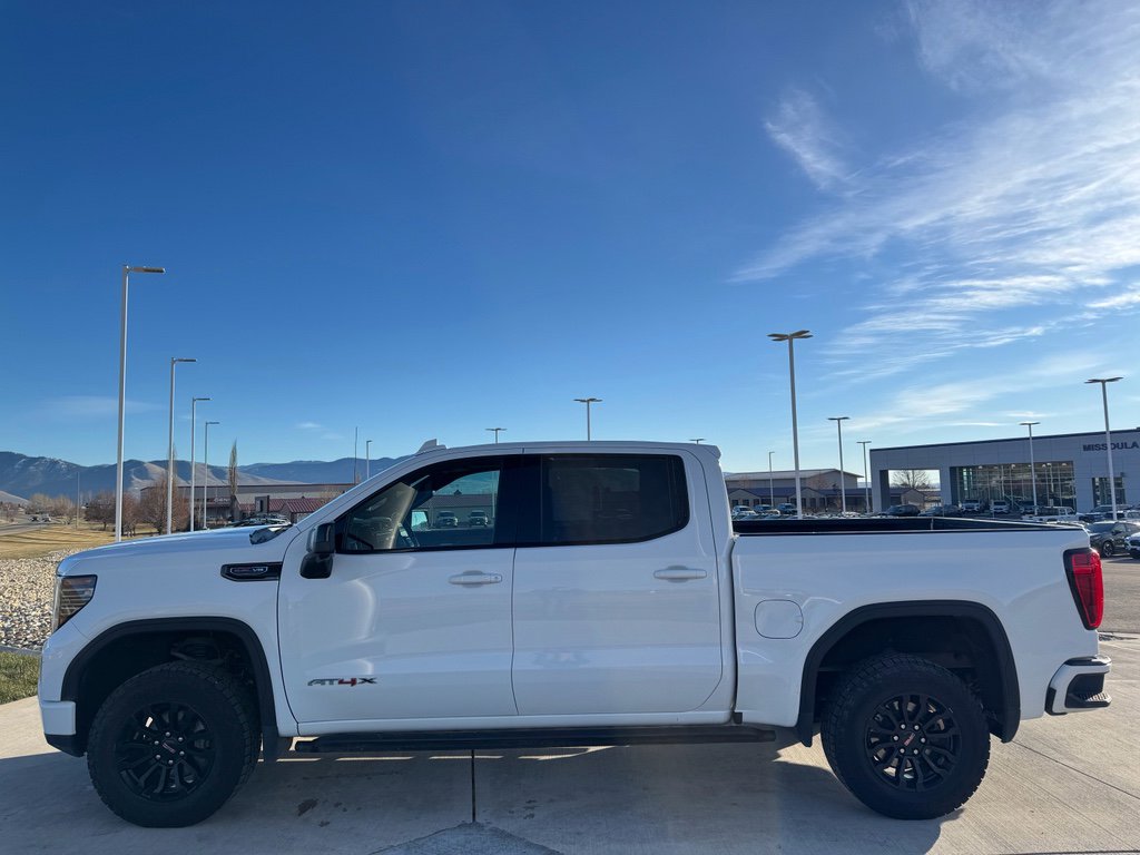 Used 2022 GMC Sierra 1500 AT4X image 6