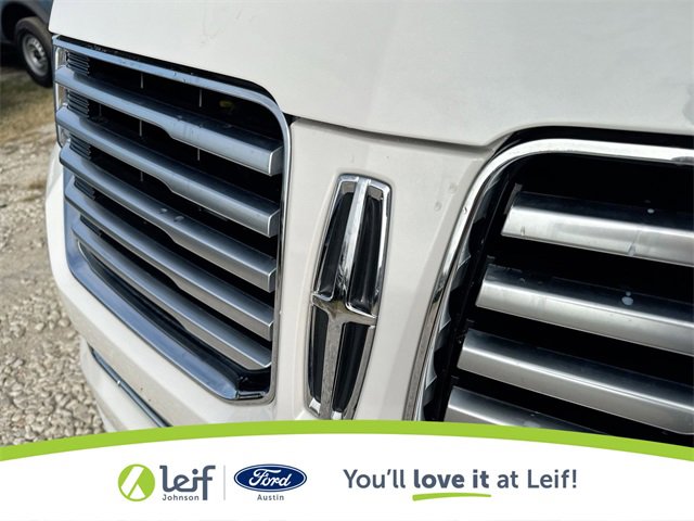 Used 2017 Lincoln Navigator L Select image 33