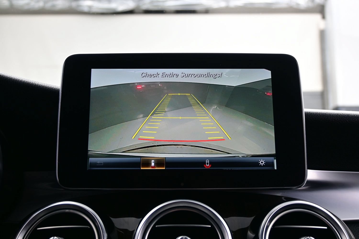 Used 2019 Mercedes-Benz GLC 300 4MATIC image 18