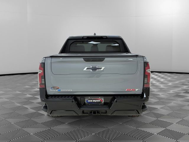 Certified 2025 Chevrolet Silverado EV RST AWD/4WD image 4