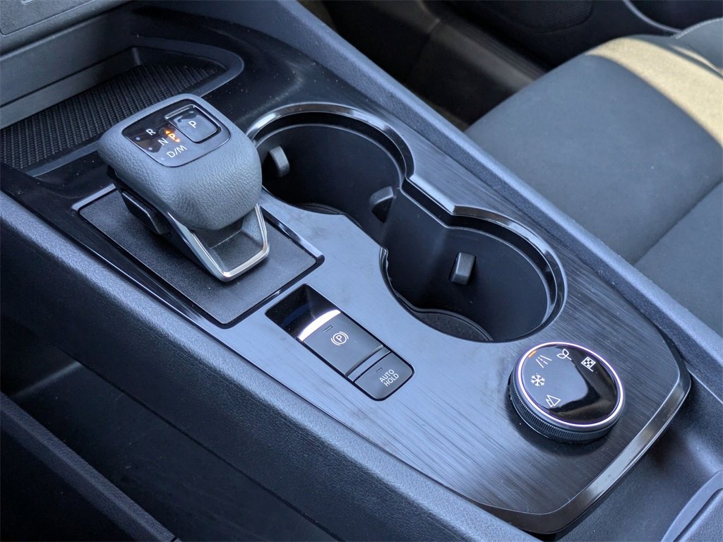 Certified 2024 Nissan Rogue S image 22