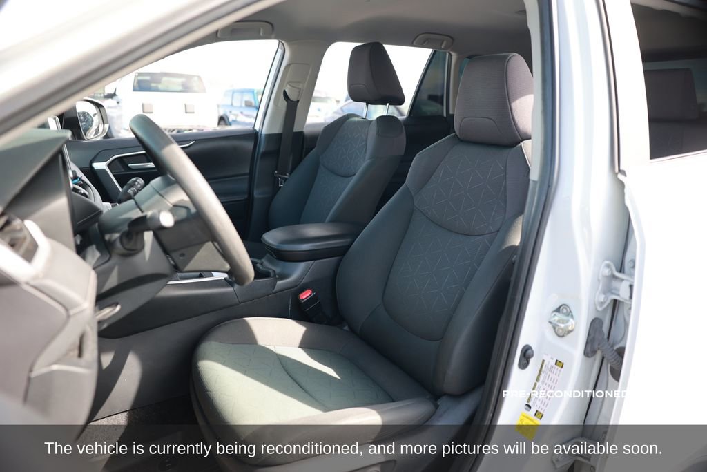 Used 2023 Toyota RAV4 XLE image 11