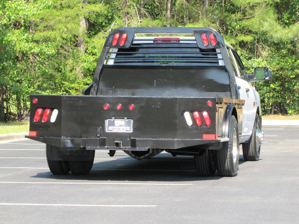 Used 2011 RAM 3500 ST w/ ST Popular Equipment Group RWD image 10