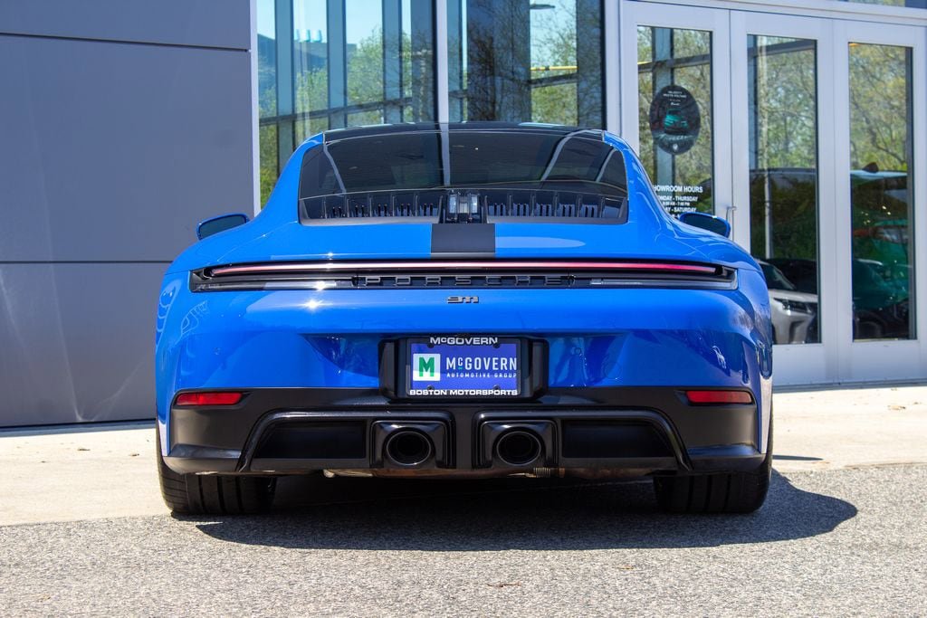 Used 2025 Porsche 911 Carrera 4 GTS AWD/4WD image 9