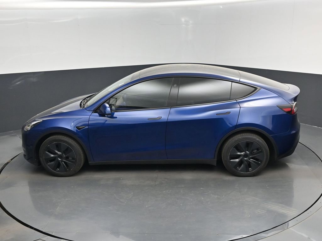 Used 2025 Tesla Model Y Long Range image 14
