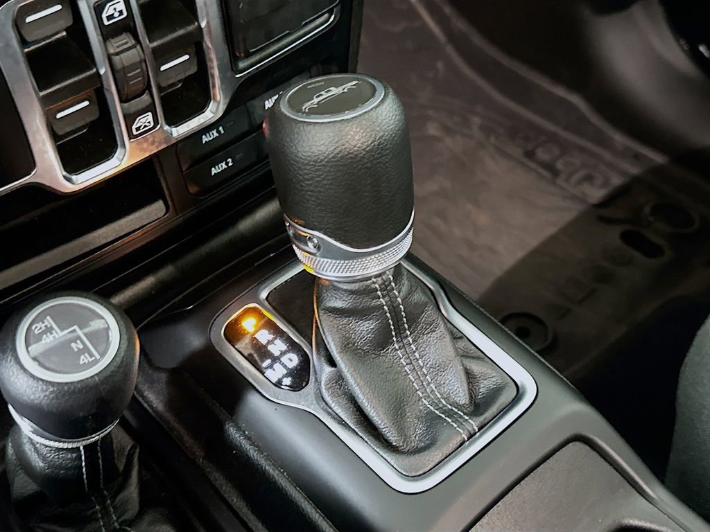 Used 2024 Jeep Gladiator Sport image 31