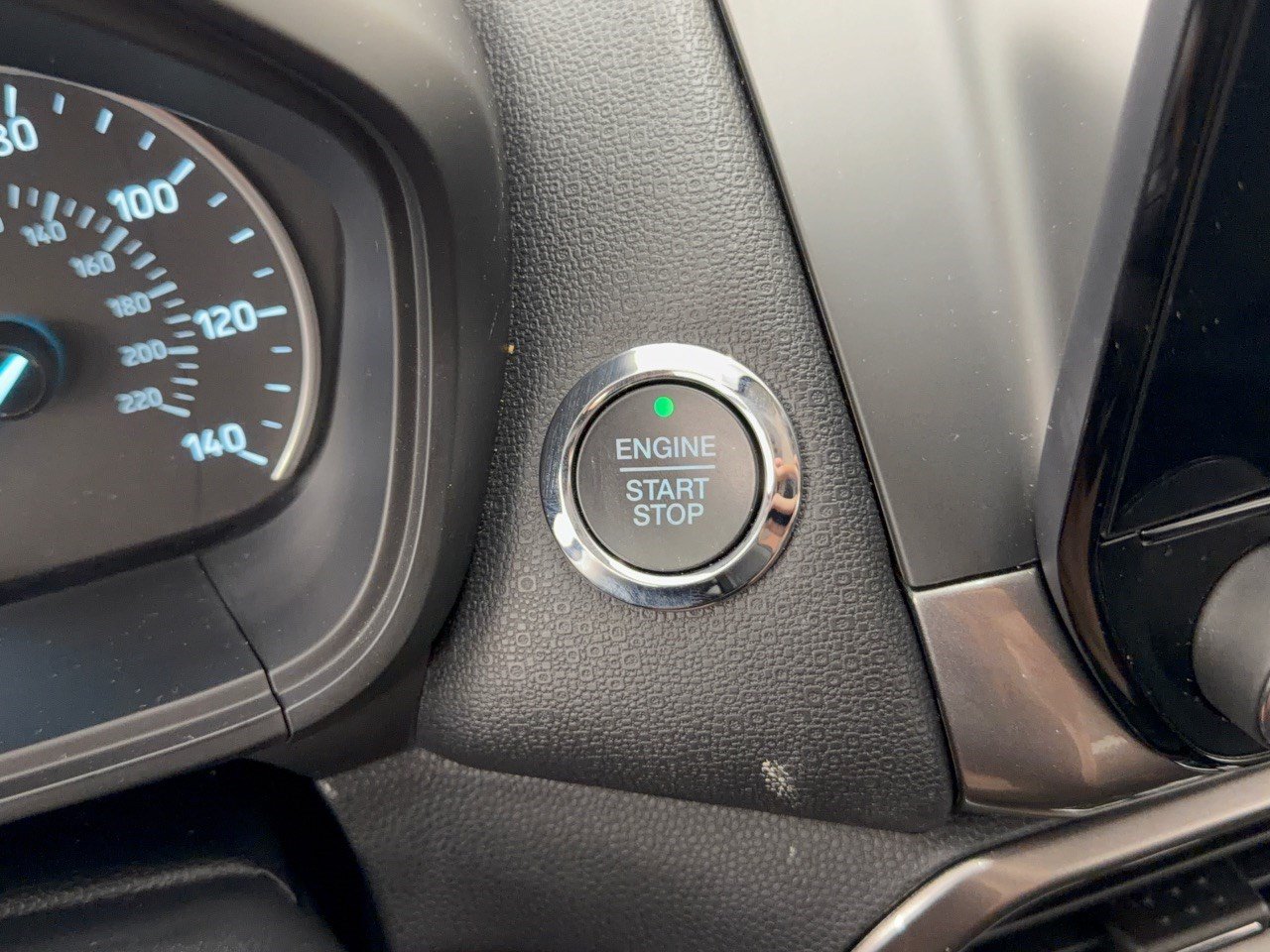 Used 2021 Ford EcoSport SE w/ SE Convenience Package FWD image 20