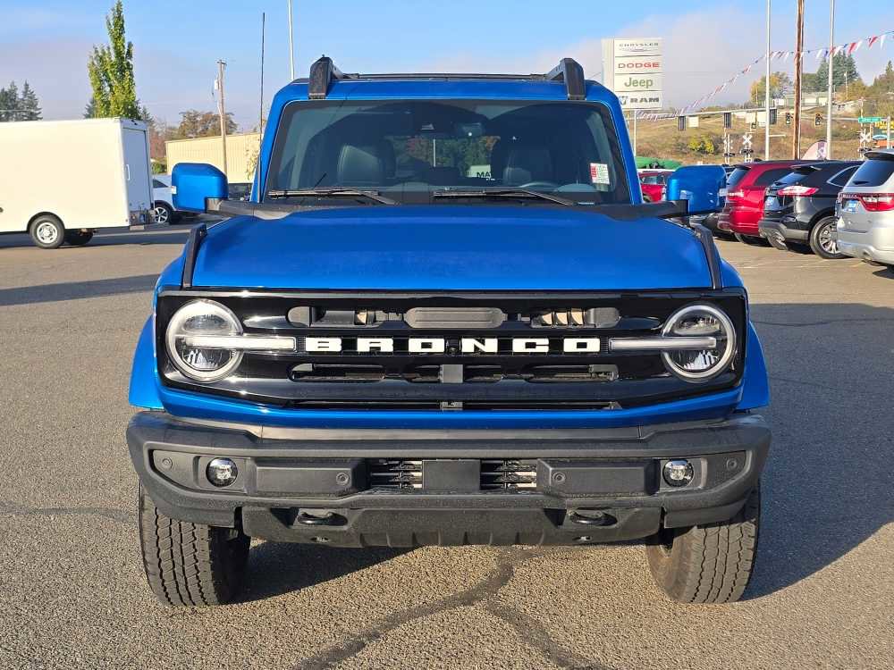 Used 2024 Ford Bronco Outer Banks image 8