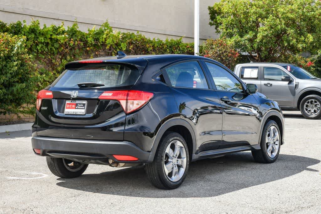Used 2017 Honda HR-V LX image 9