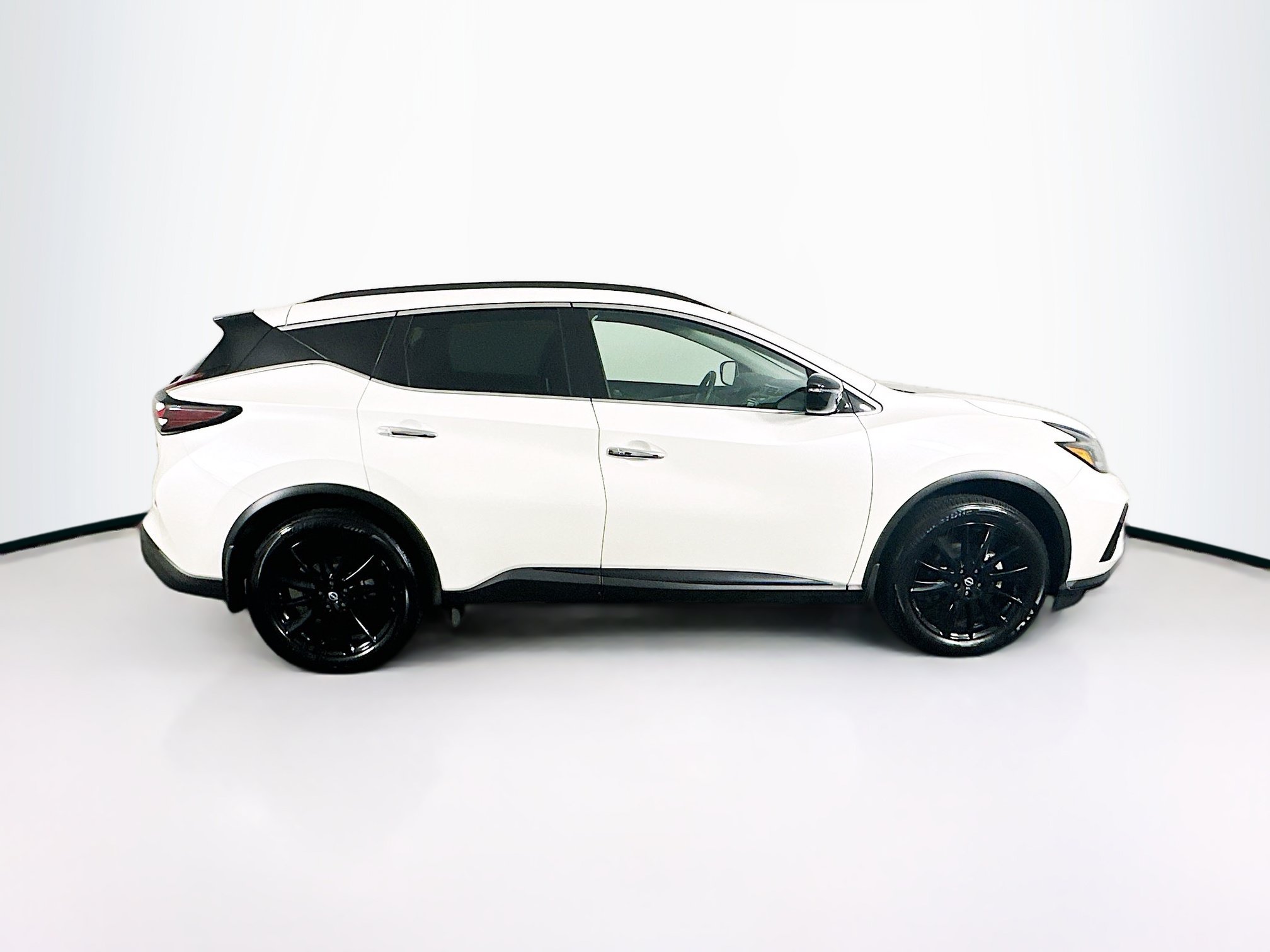 Used 2024 Nissan Murano SV w/ SV Midnight Edition Package AWD/4WD image 10