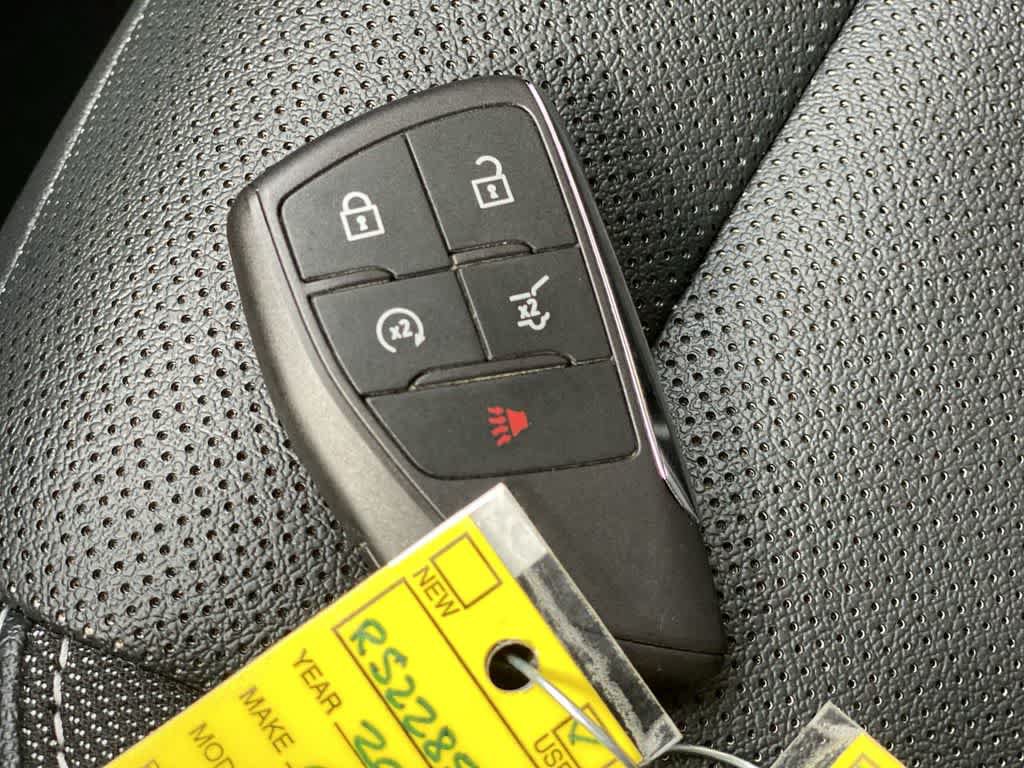 Used 2024 Chevrolet Blazer EV LT AWD/4WD image 29