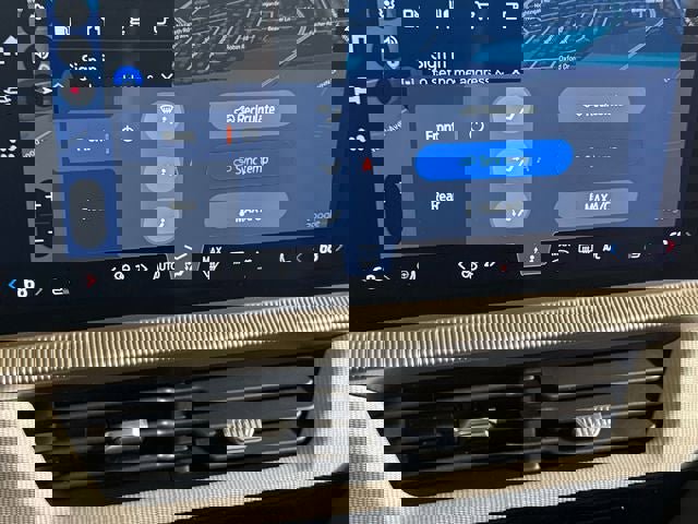 New 2026 Ford Explorer Active AWD/4WD image 33