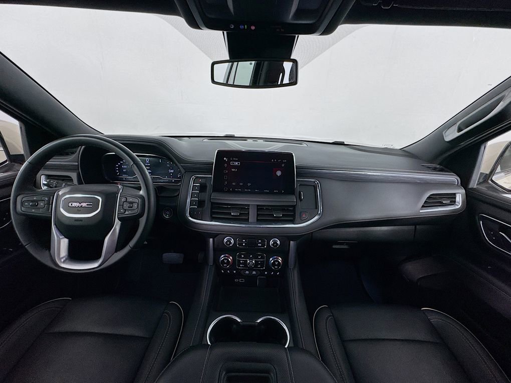 Used 2024 GMC Yukon SLT image 38