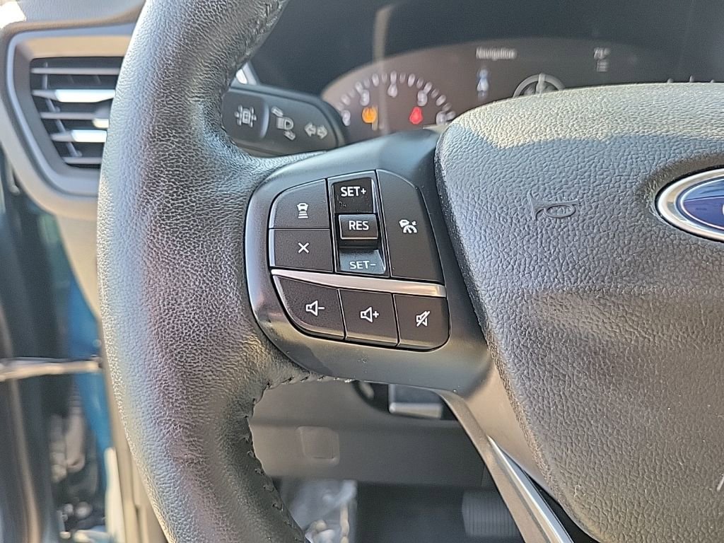 Used 2020 Ford Escape SEL image 16