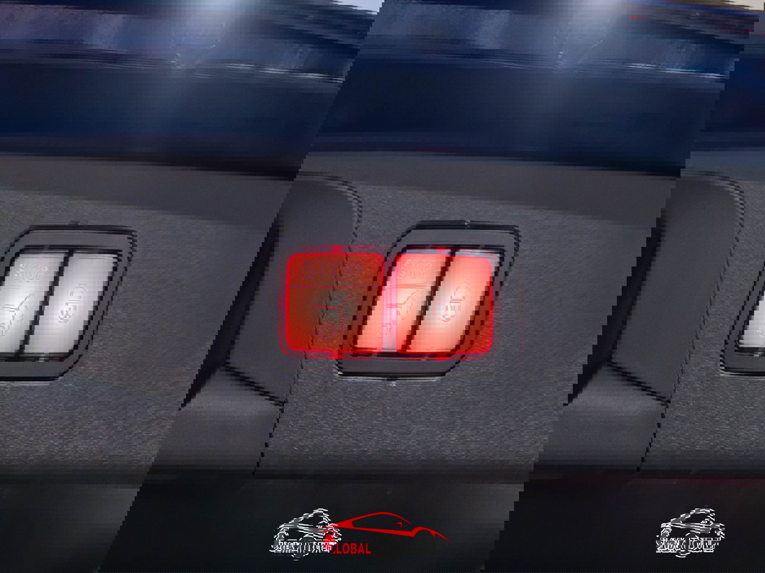 Used 2018 Mercedes-Benz GLC 300 4MATIC w/ Multimedia Package image 49