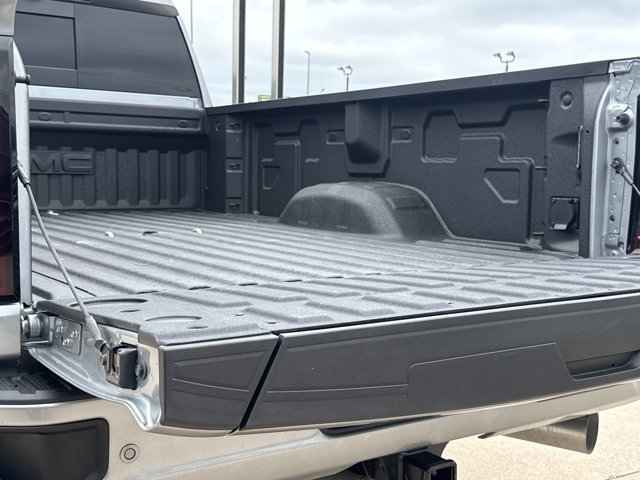 Used 2026 GMC Sierra 3500 Denali Ultimate w/ Snow Plow Prep/Camper Package AWD/4WD image 9