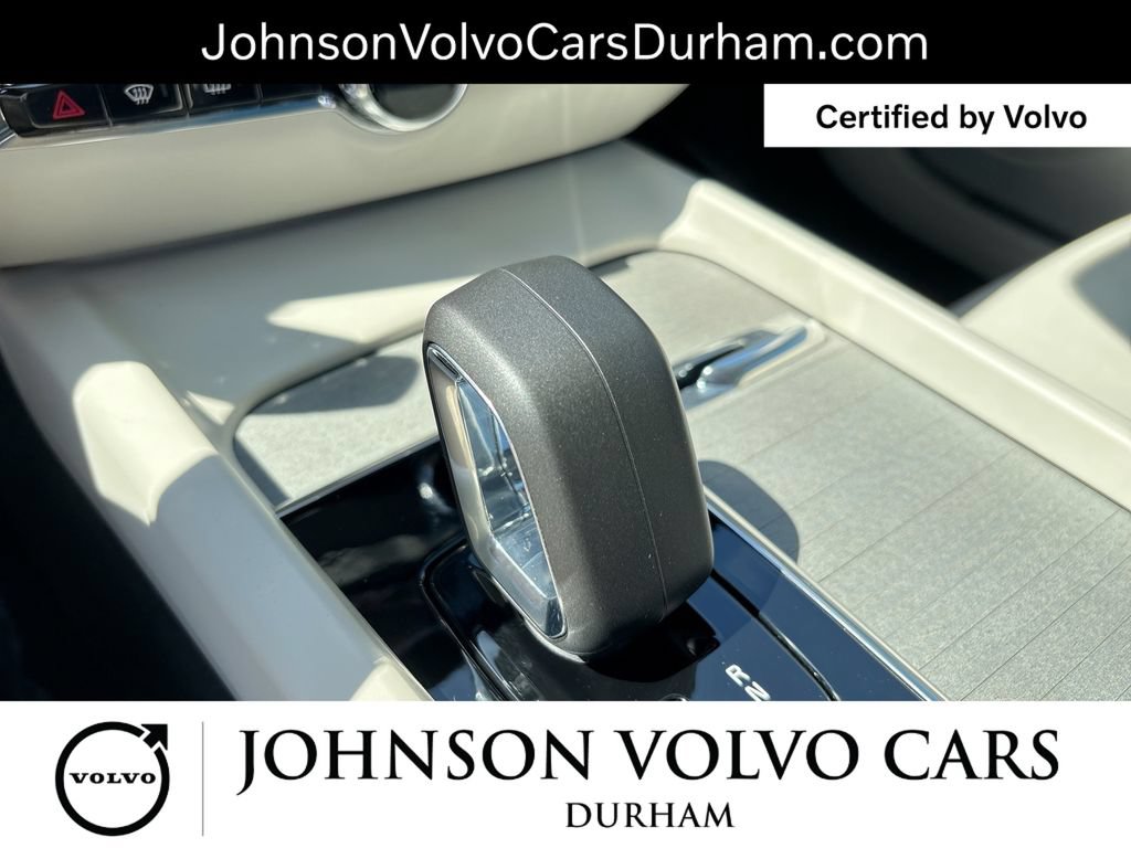 Certified 2025 Volvo V60 B5 Cross Country Plus AWD/4WD image 24