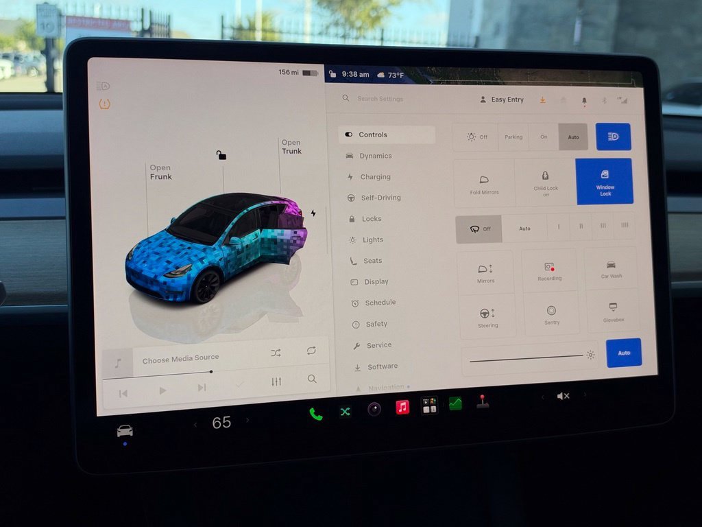 Used 2023 Tesla Model Y Long Range AWD/4WD image 12