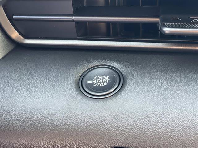 New 2026 Hyundai Elantra Sport FWD image 17