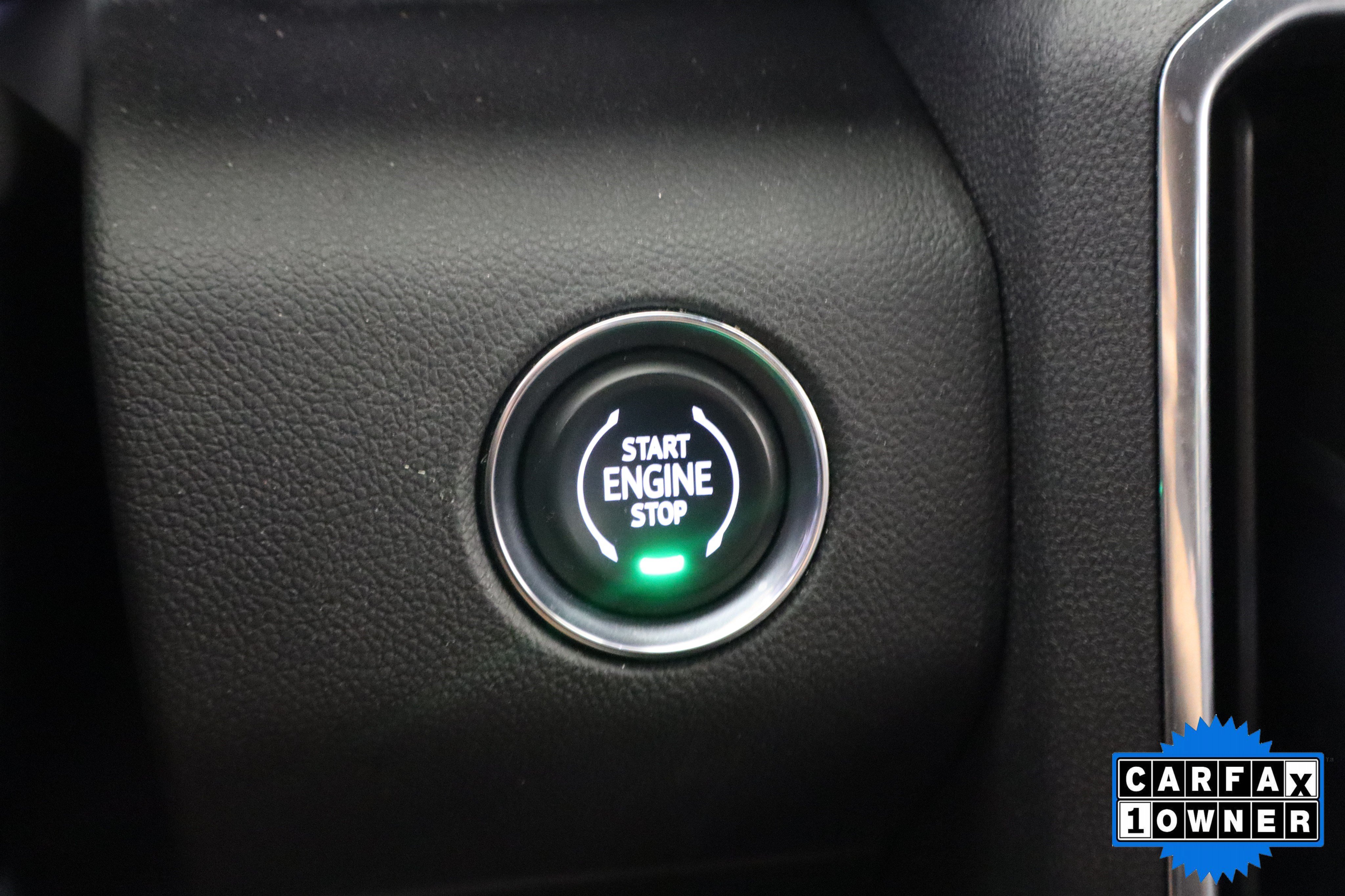 Used 2026 GMC Acadia Elevation w/ Elevation Premium Package FWD image 33