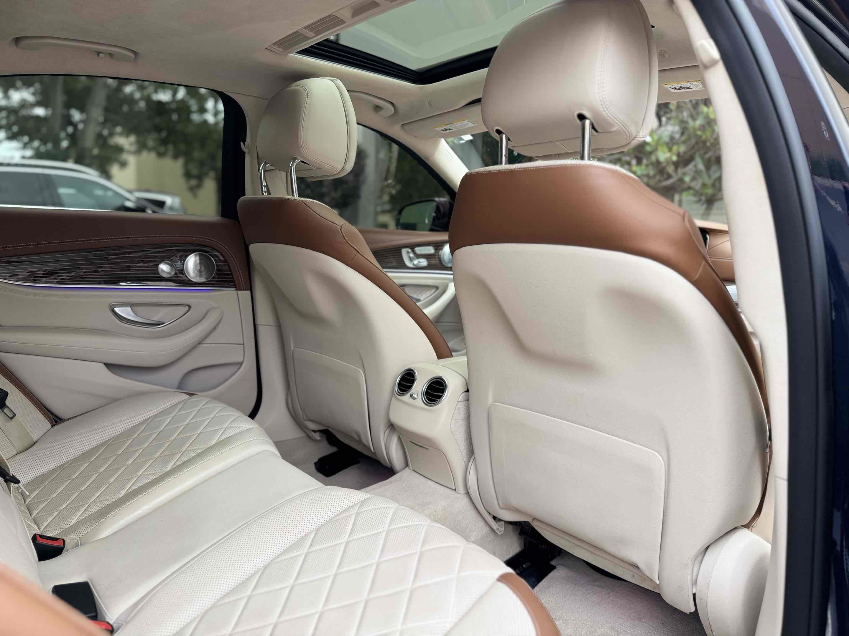 Used 2017 Mercedes-Benz E 300 image 19