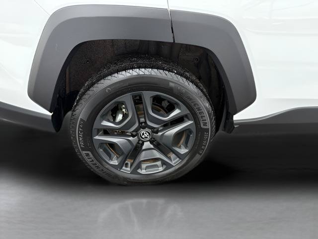 Used 2024 Toyota RAV4 Adventure AWD/4WD image 24