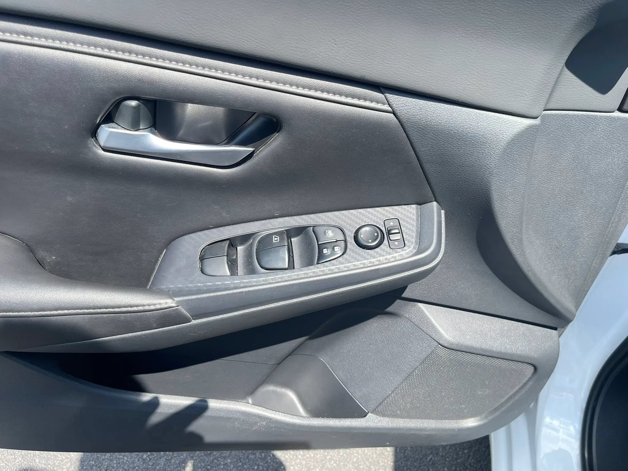 Used 2023 Nissan Sentra SV w/ All-Weather Package FWD image 19