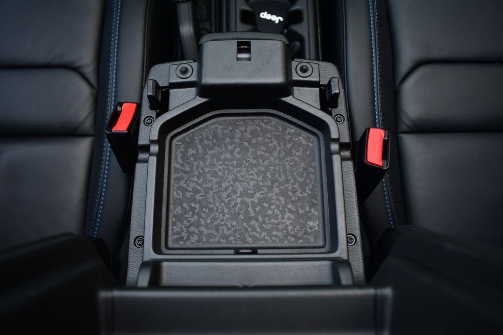 Used 2024 Jeep Wrangler High Altitude image 40