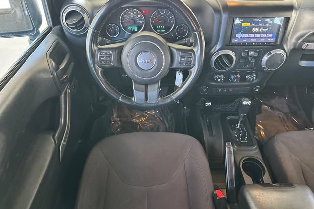 Used 2015 Jeep Wrangler Unlimited Sport w/ Quick Order Package 24S AWD/4WD image 17