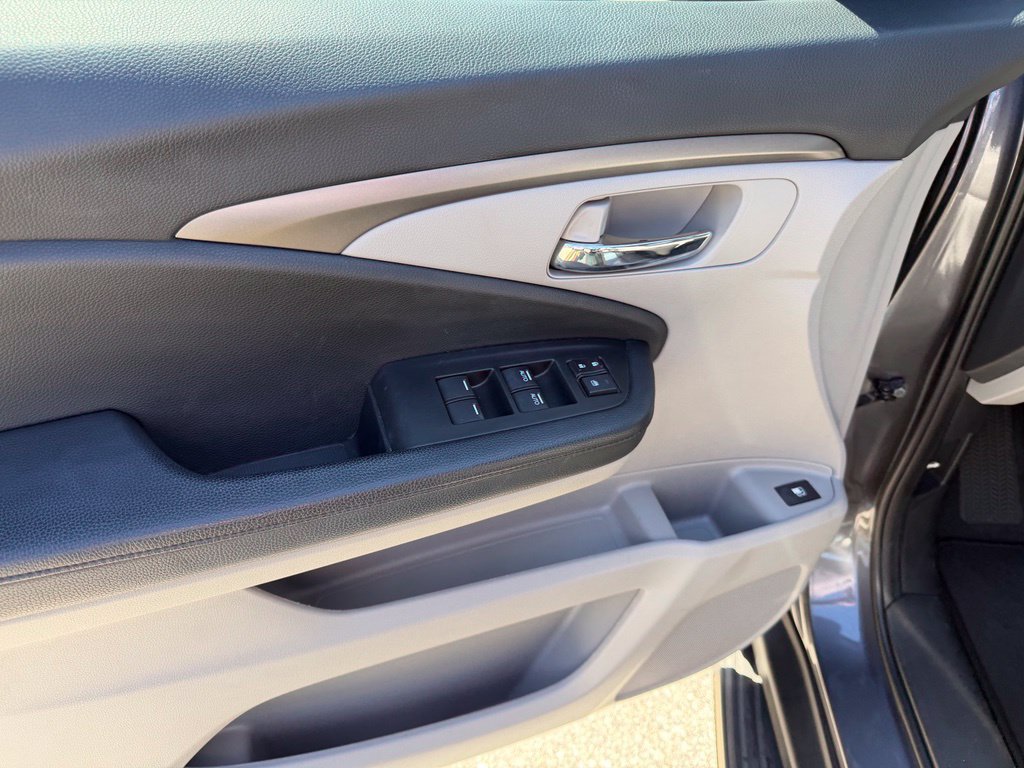Used 2018 Honda Pilot EX image 21