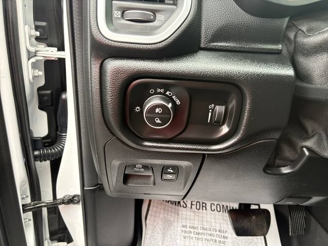 Used 2020 RAM 1500 Big Horn AWD/4WD image 13