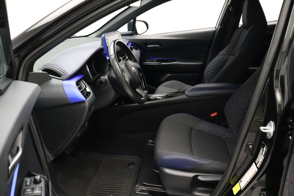 Certified 2020 Toyota C-HR XLE image 14