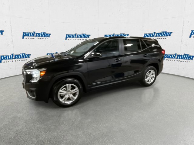 Used 2024 GMC Terrain SLE image 5