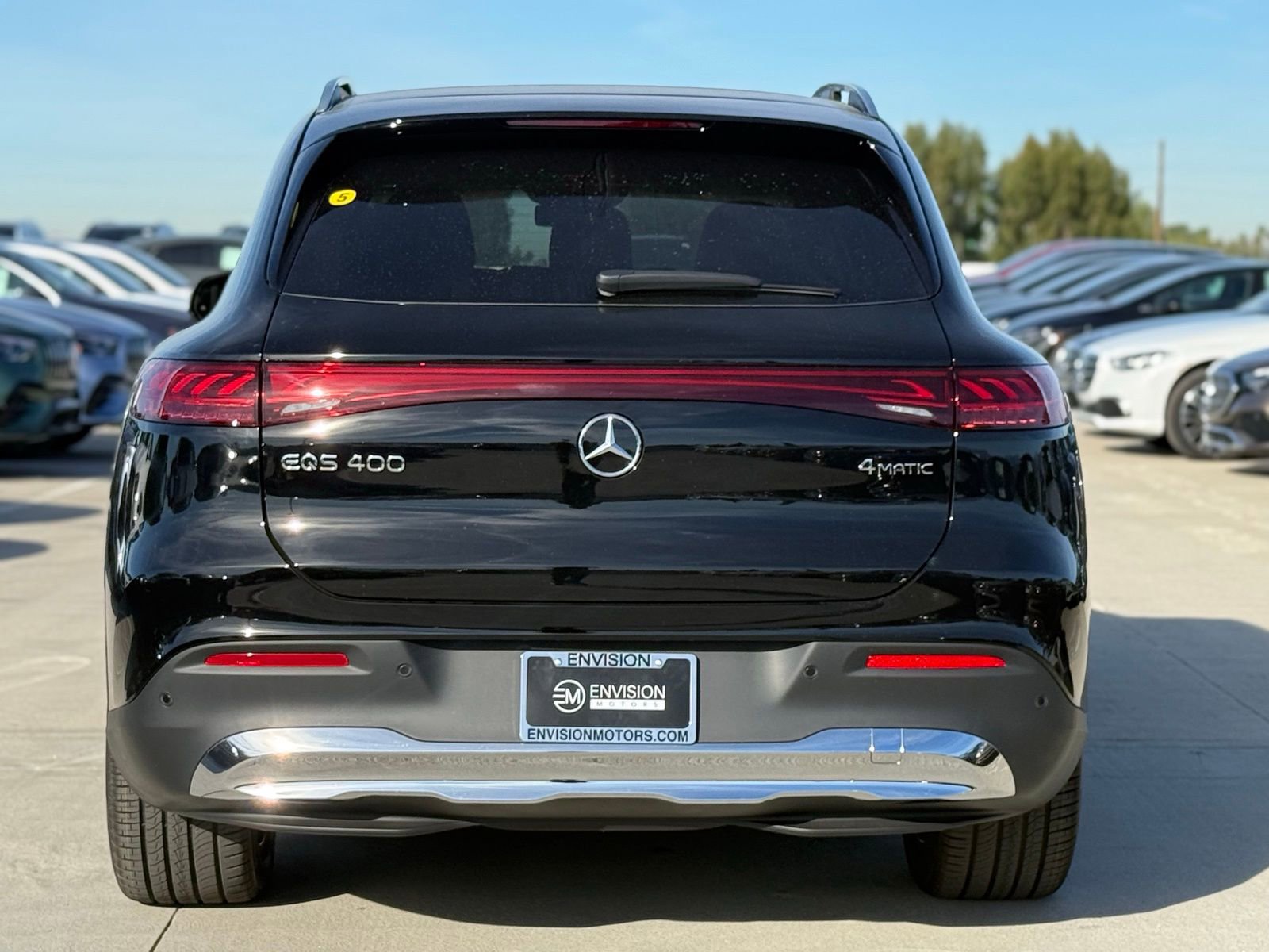 New 2026 Mercedes-Benz EQS 400 4MATIC SUV image 9