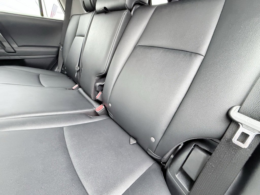 Used 2024 Toyota 4Runner TRD Off-Road Premium image 31