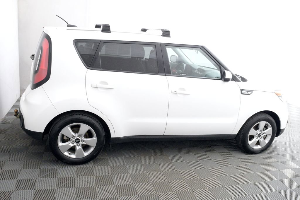 Used 2017 Kia Soul image 4