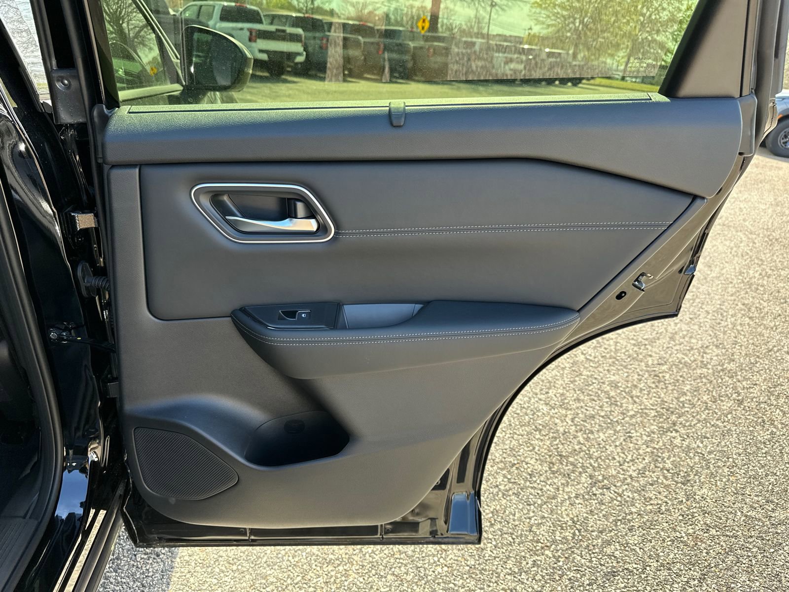 New 2026 Nissan Rogue Platinum w/ Platinum Premium Package image 14