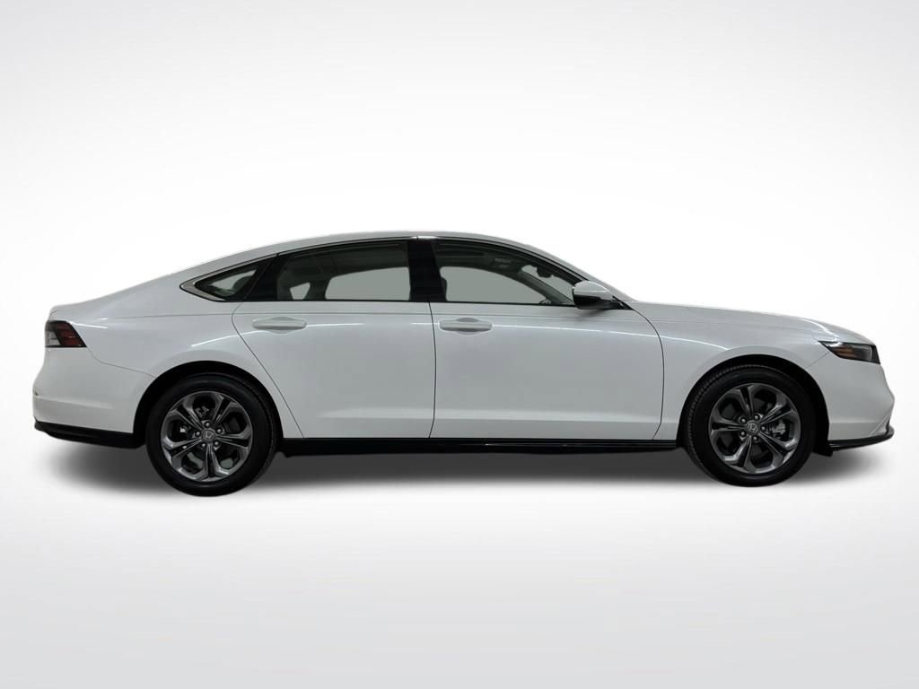 Used 2023 Honda Accord EX-L image 29