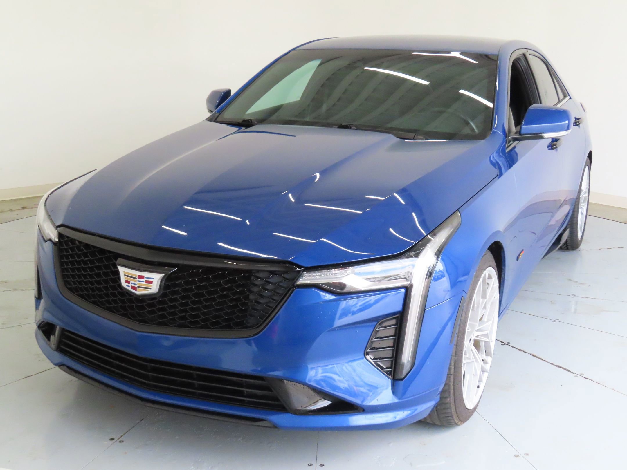 Used 2023 Cadillac CT4 Luxury image 7