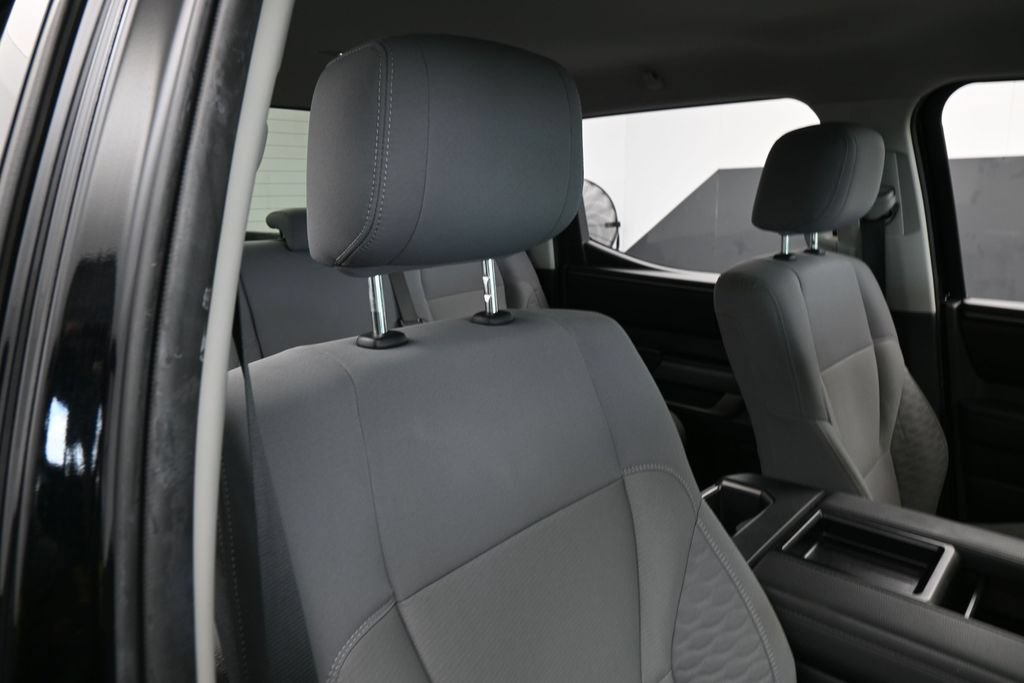 Used 2024 Toyota Tundra SR5 AWD/4WD image 39