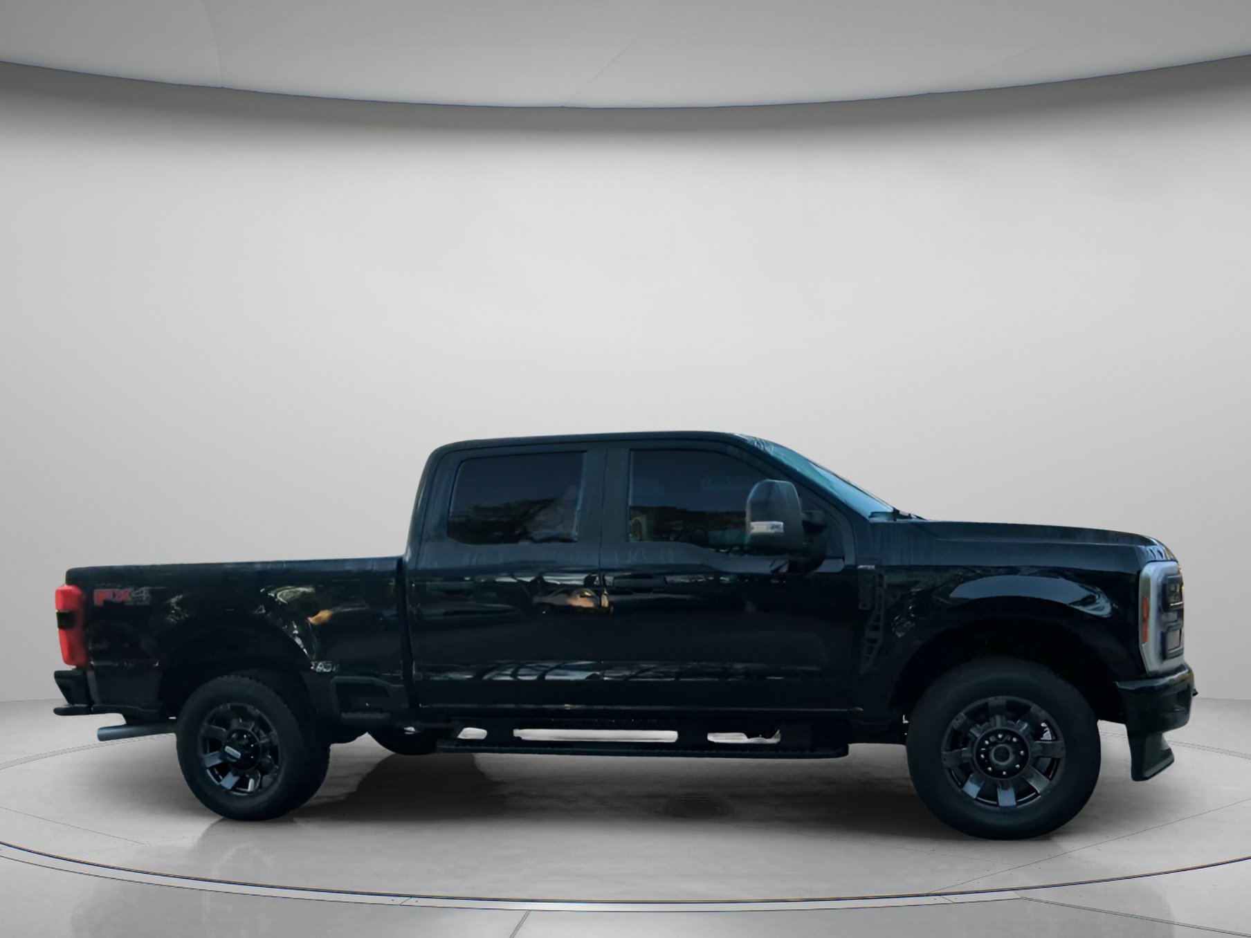 Certified 2024 Ford F250 XL w/ STX Appearance Package AWD/4WD image 34