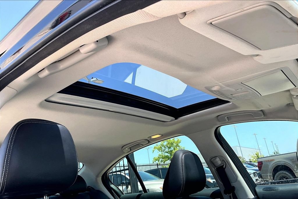 Used 2023 INFINITI Q50 Luxe w/ Cargo Package RWD image 20