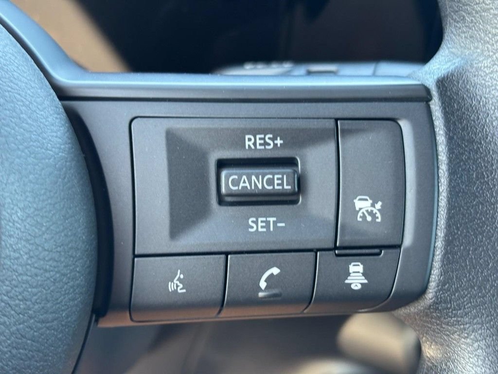 Used 2026 Nissan Kicks SV w/ Cold Weather Package AWD/4WD image 12