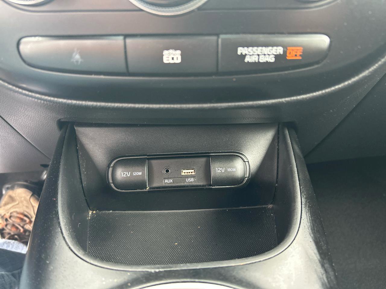 Used 2015 Kia Soul FWD image 12