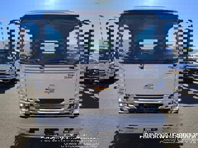 New 2024 Chevrolet Low Cab Forward image 4