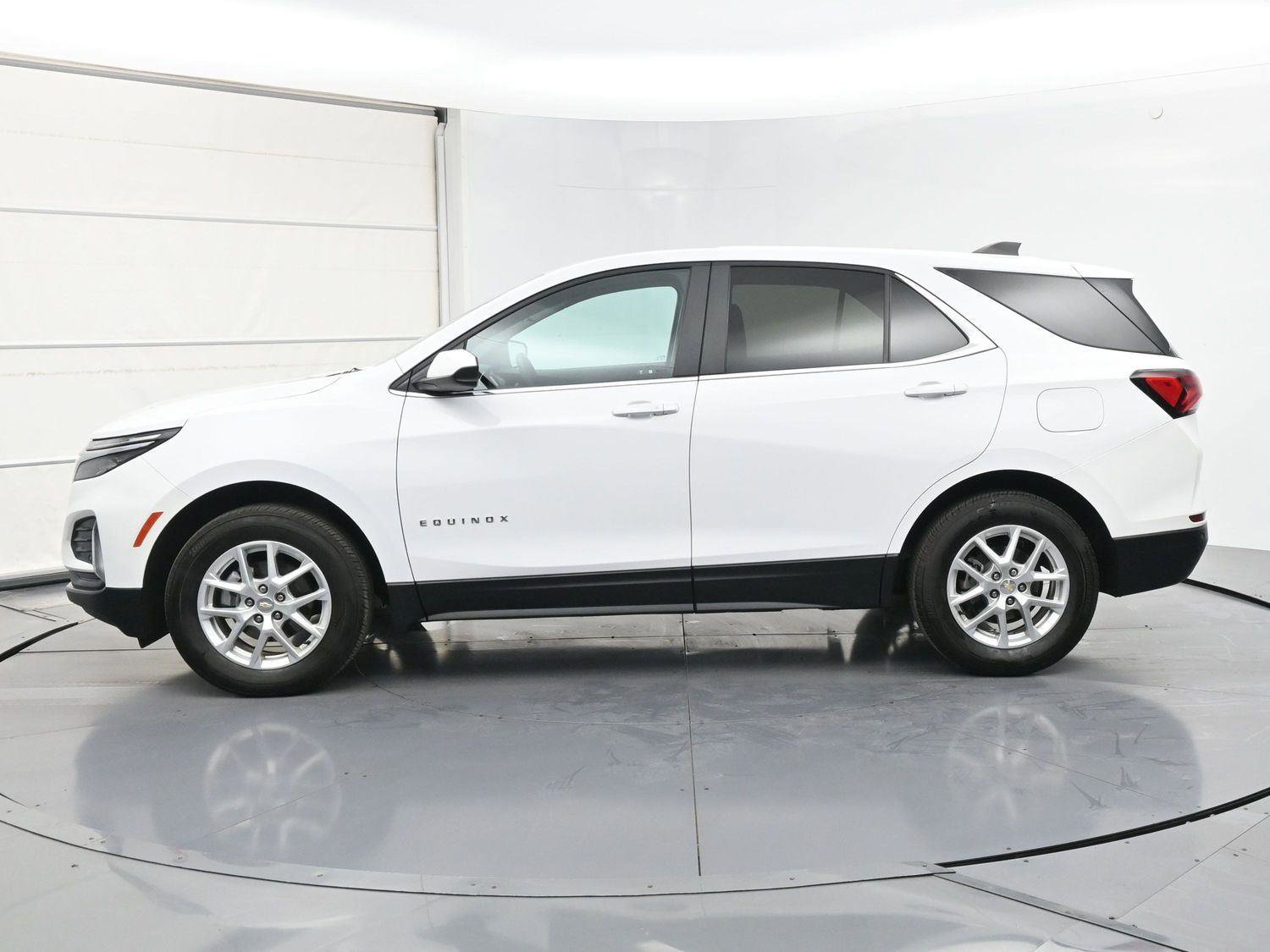 Used 2023 Chevrolet Equinox LT image 22
