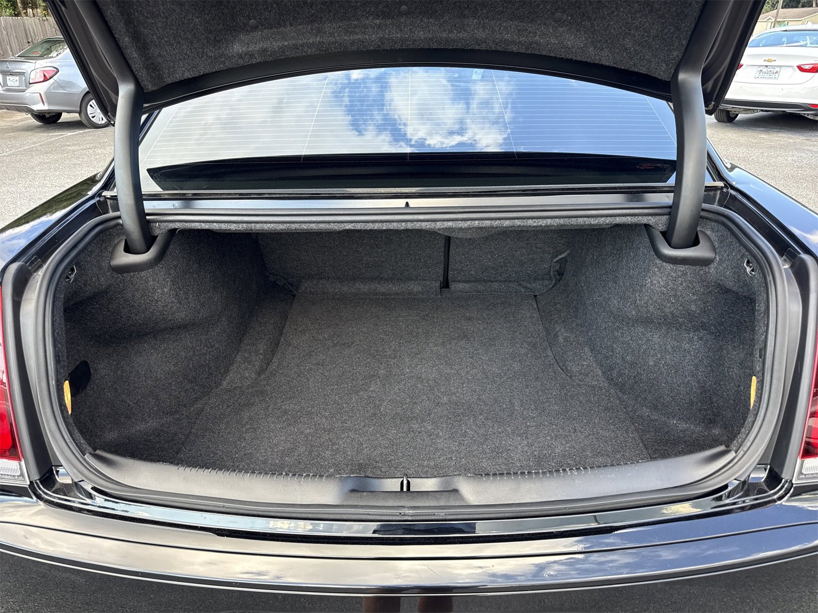 Used 2021 Chrysler 300 S image 30