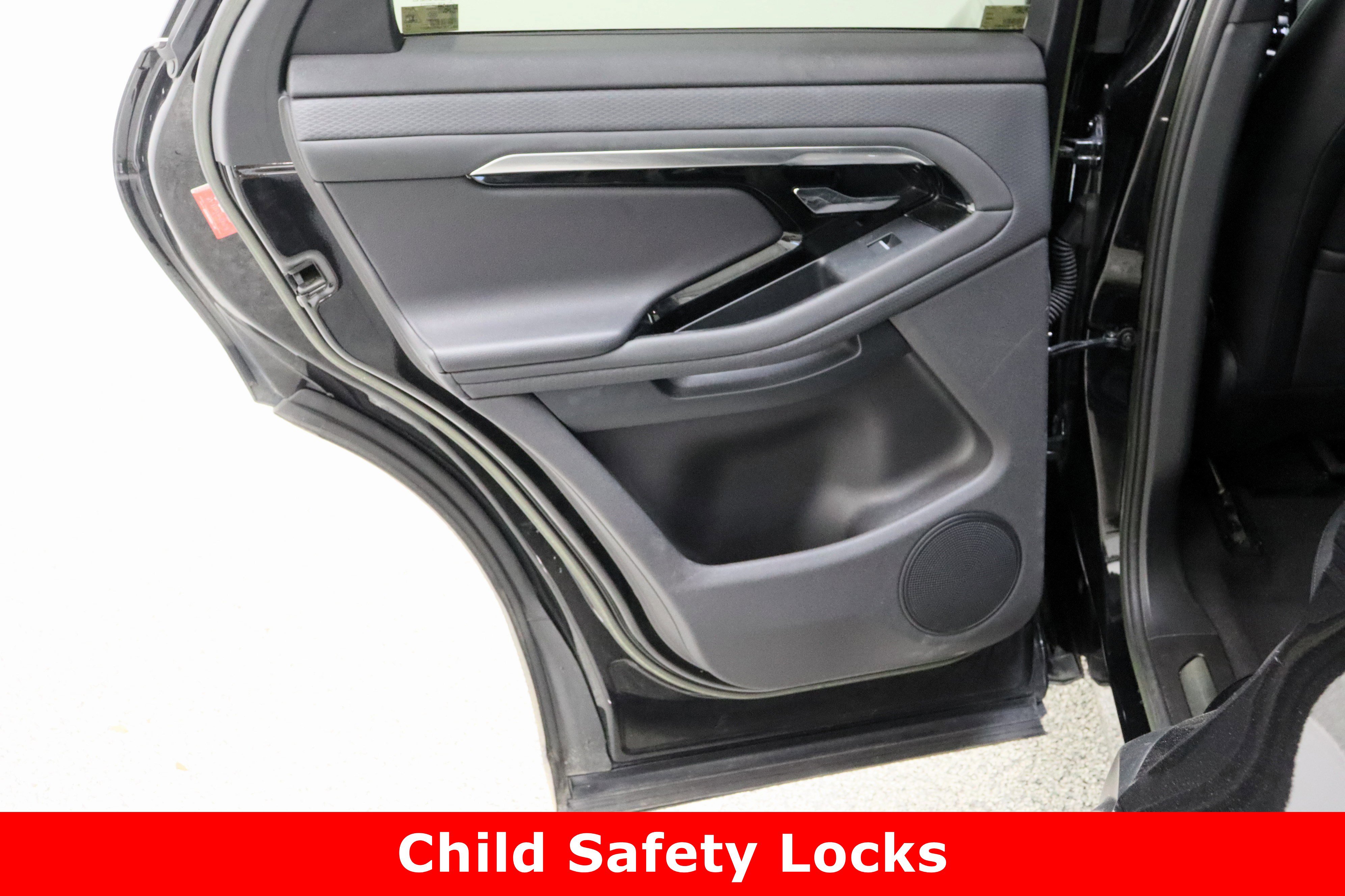 Used 2023 Land Rover Range Rover Evoque R-Dynamic S image 28